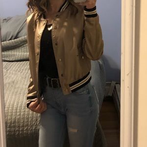 Bomber jacket
